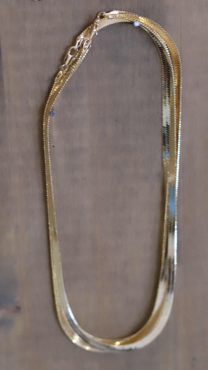 The Snake Chain Necklace